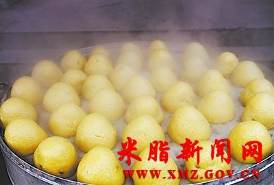 陕北美食黄米馍馍