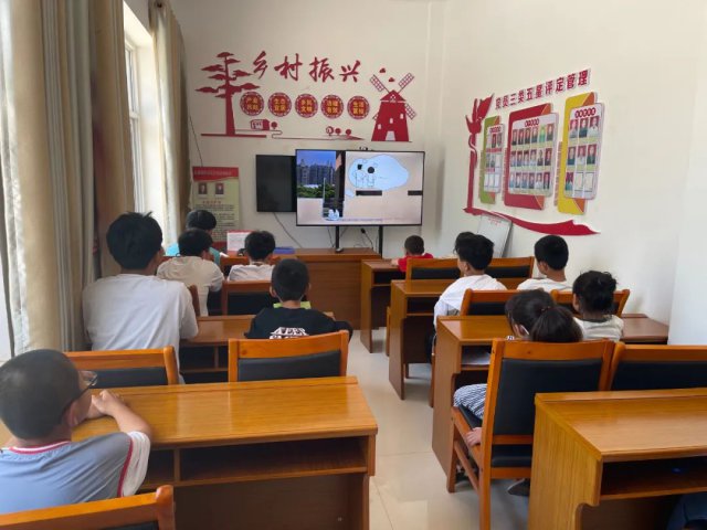 米脂县“护苗·绿书签”行动走进印斗镇陈岔村