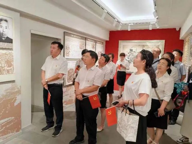 米脂县国库集中支付中心开展主题党日活动